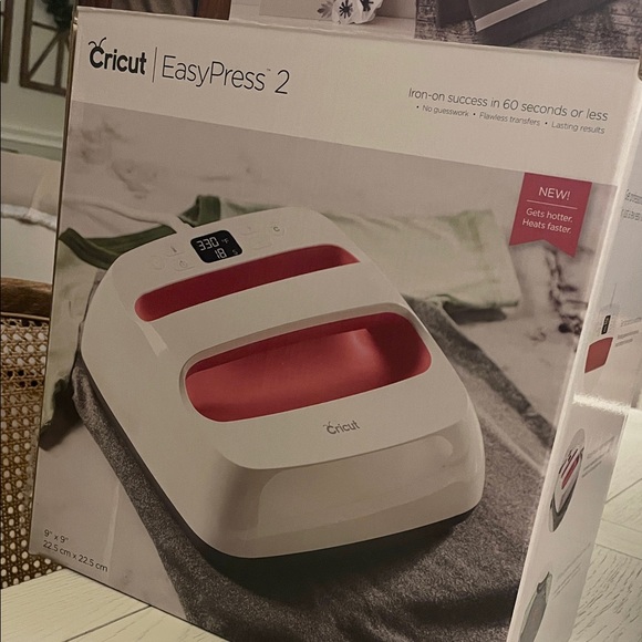 Cricut | Design | Cricut Easypress 2 In White And Red | Poshmark